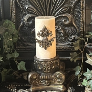 Flower Bouquet Candle Pin 